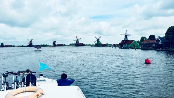 Zaanse-Schans-Hausboottour Zaanse-Schans-Hausboottour Foto: © Andrea Fischer Trips4Kids.de